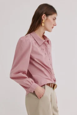Carine. Blusa bordada
