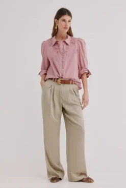 Carine. Blusa bordada