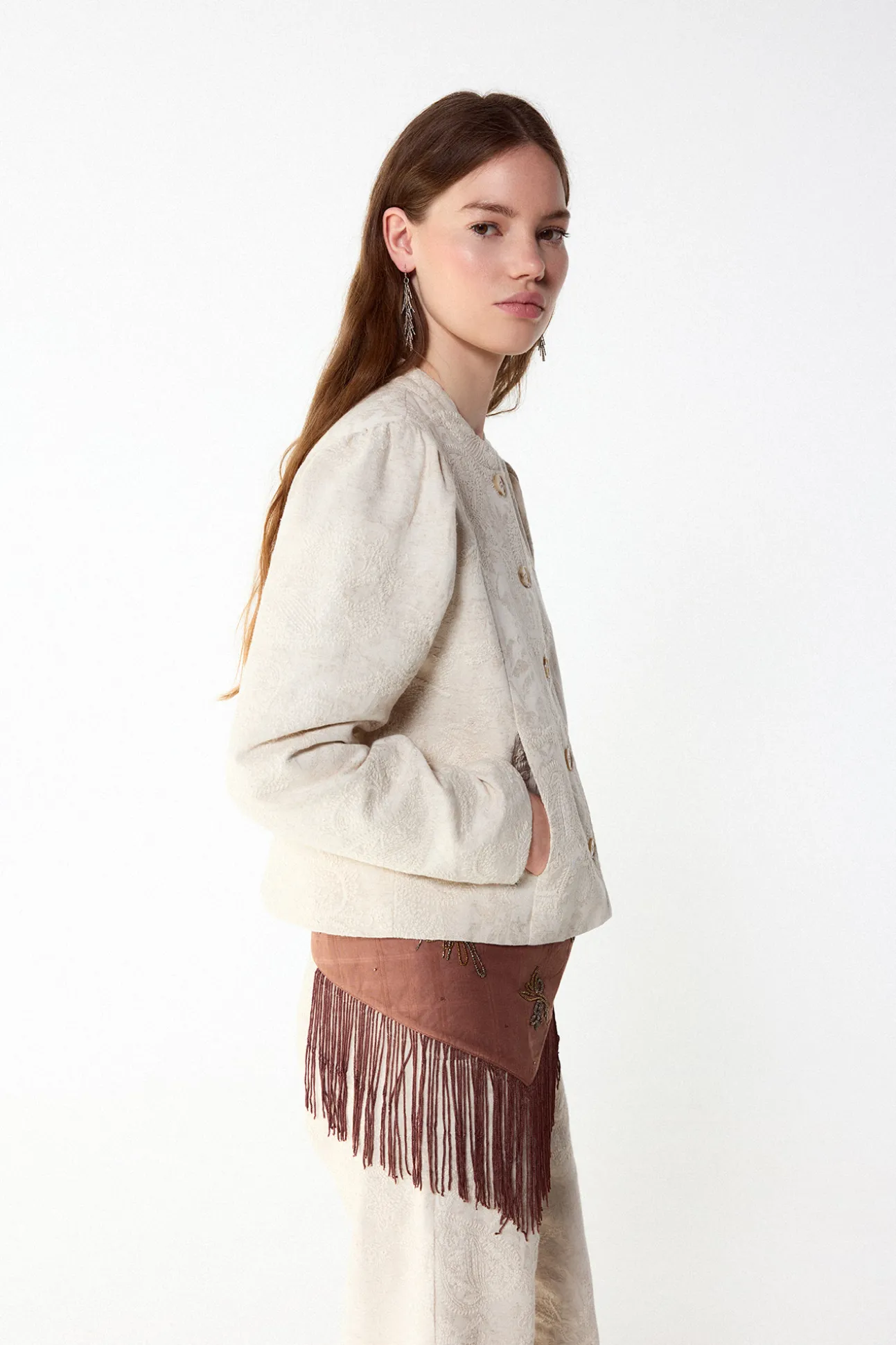 Chaqueta bordada