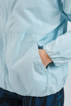 Chaqueta cortavientos azul