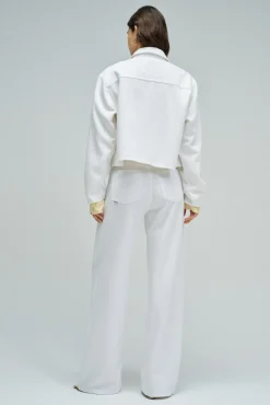Chaqueta vaquera con bordados