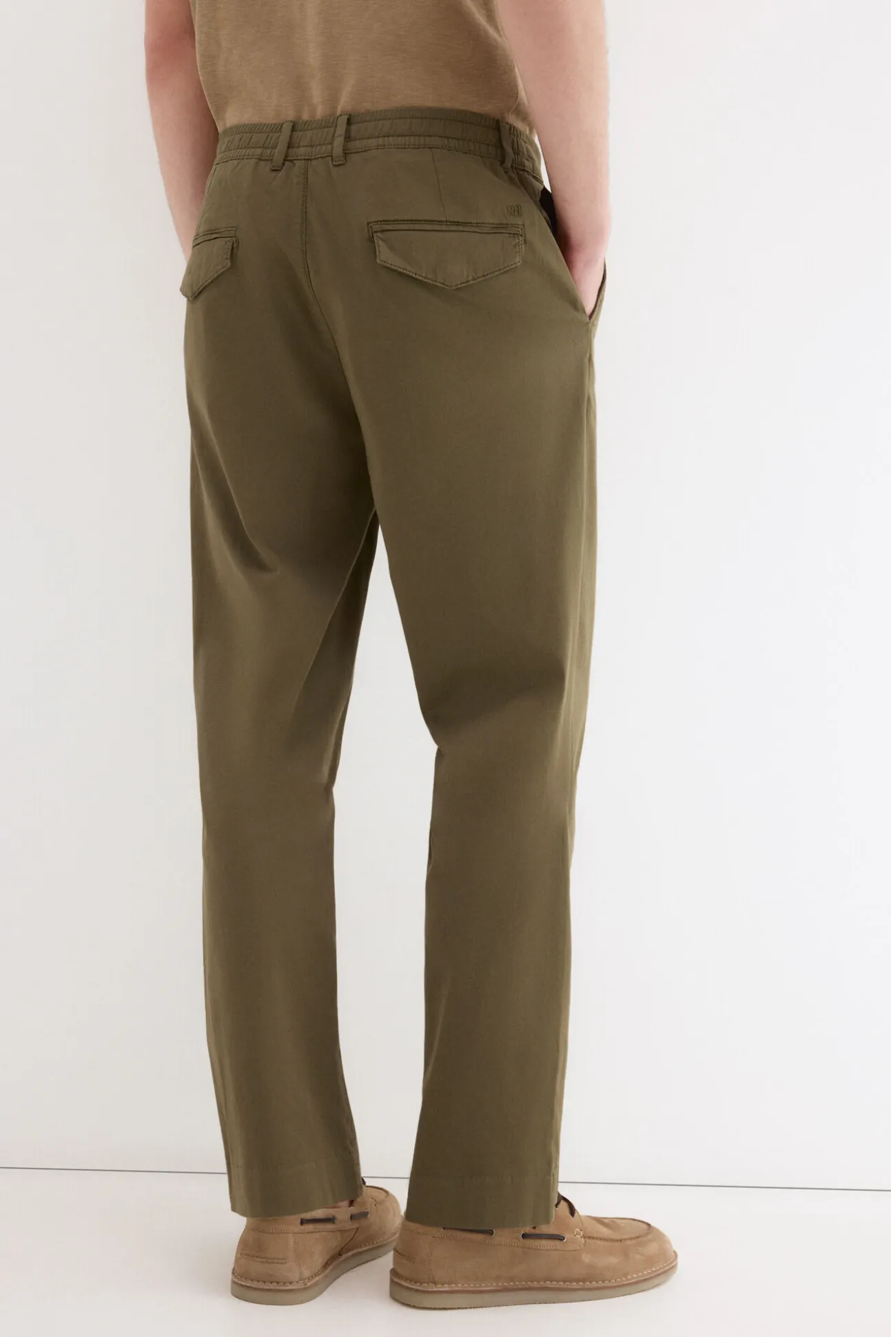 Chino estructura con cordones regular fit