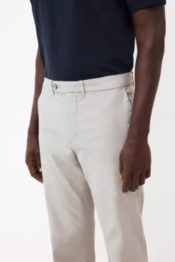 Chino estructura ligero slim