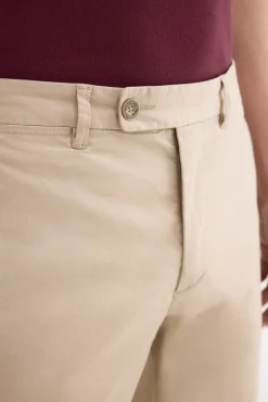 Chino estructura slim fit