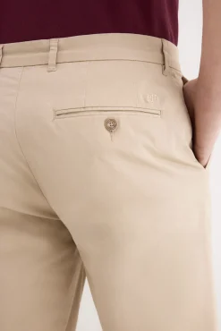 Chino estructura slim fit