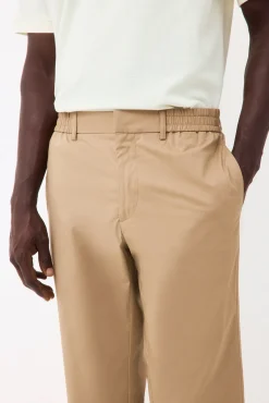 Chino popelín técnico regular