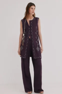 Cira. Blusa bordada
