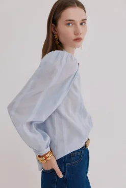 Clara. Blusa romántica