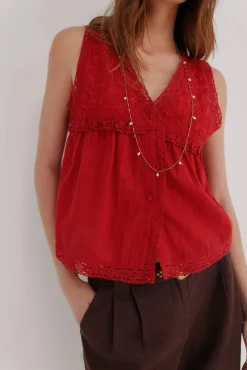 Cora. Blusa romántica