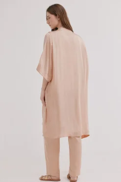 Elora. Kimono fluído satinado