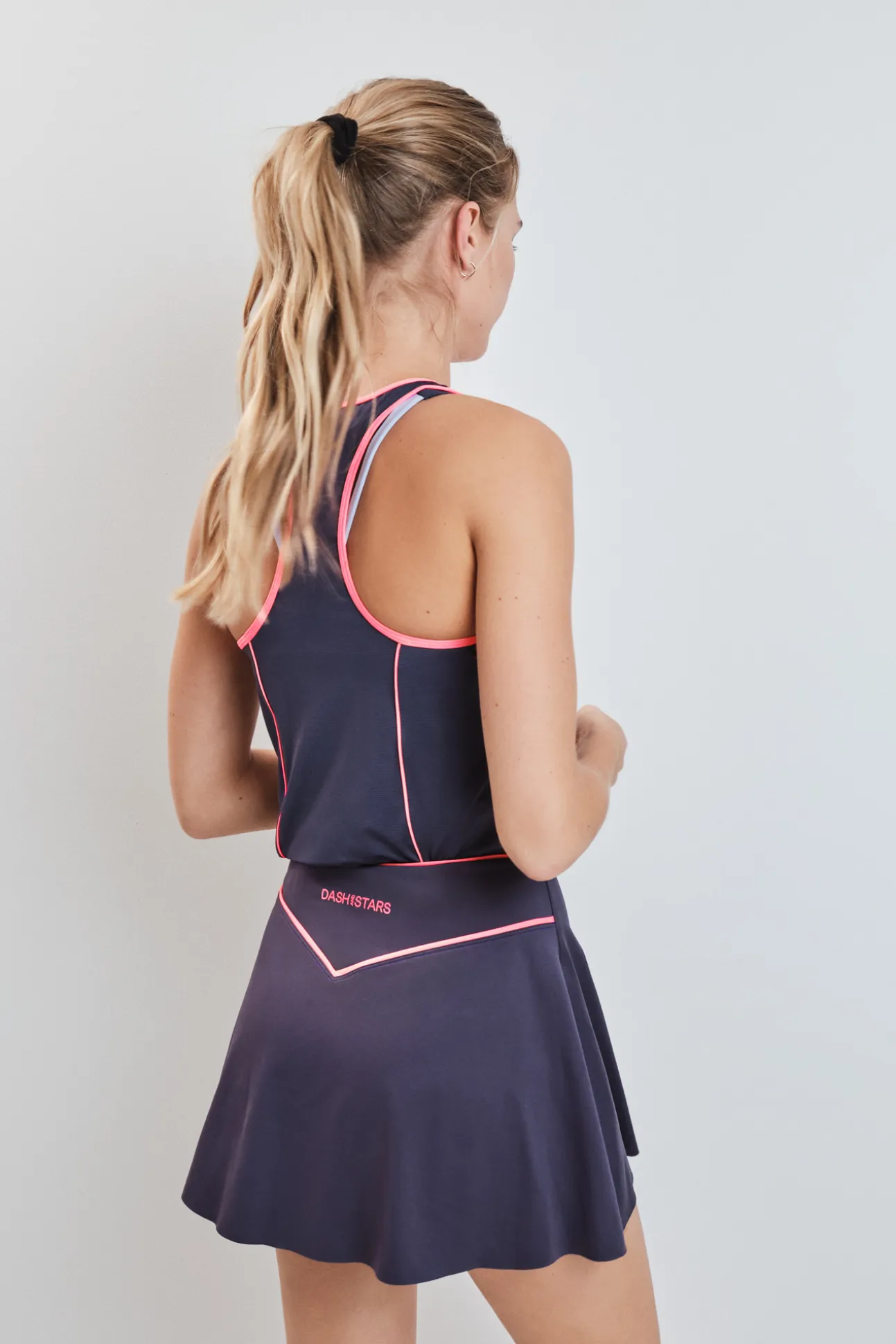 Falda malla interior gris
