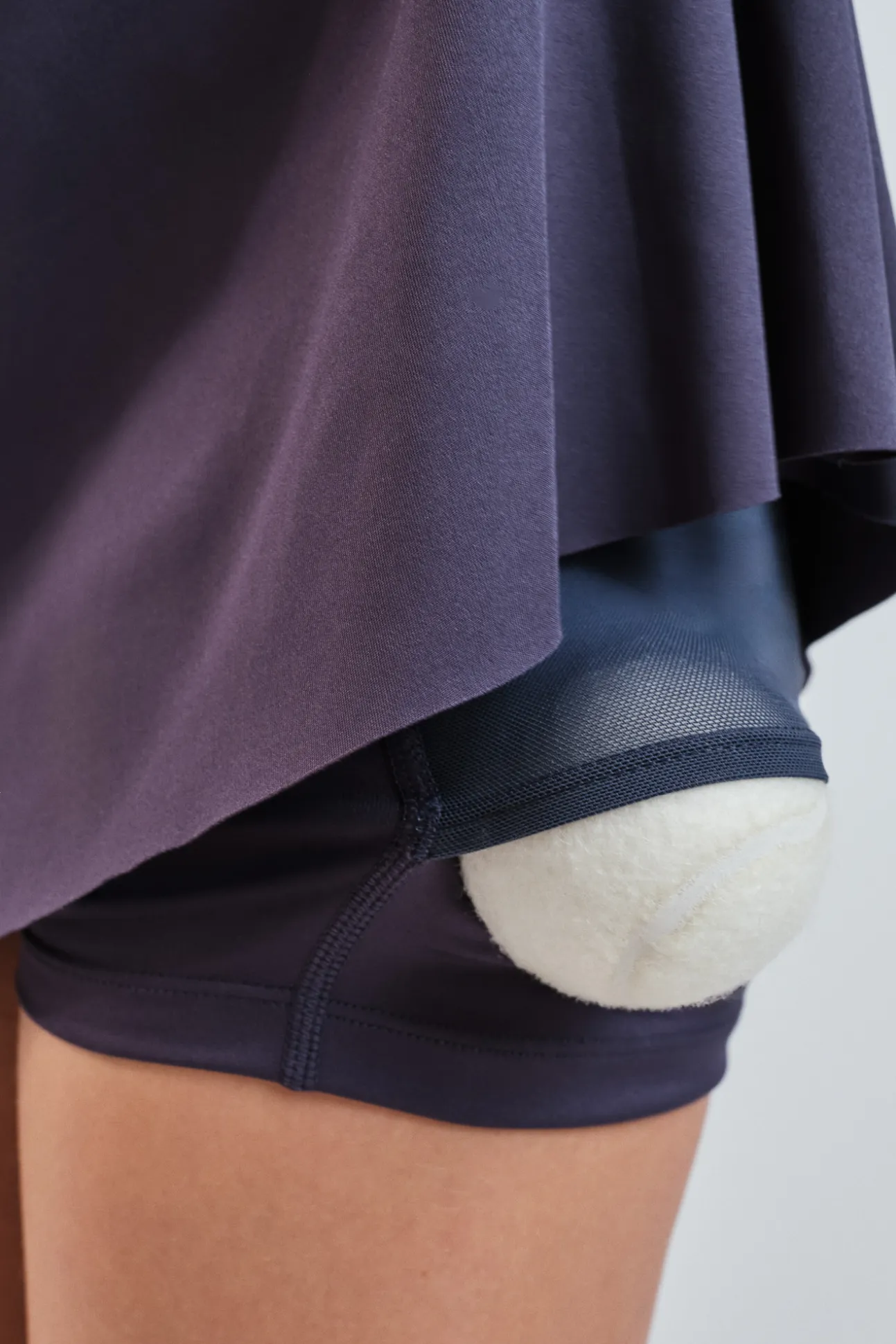 Falda malla interior gris