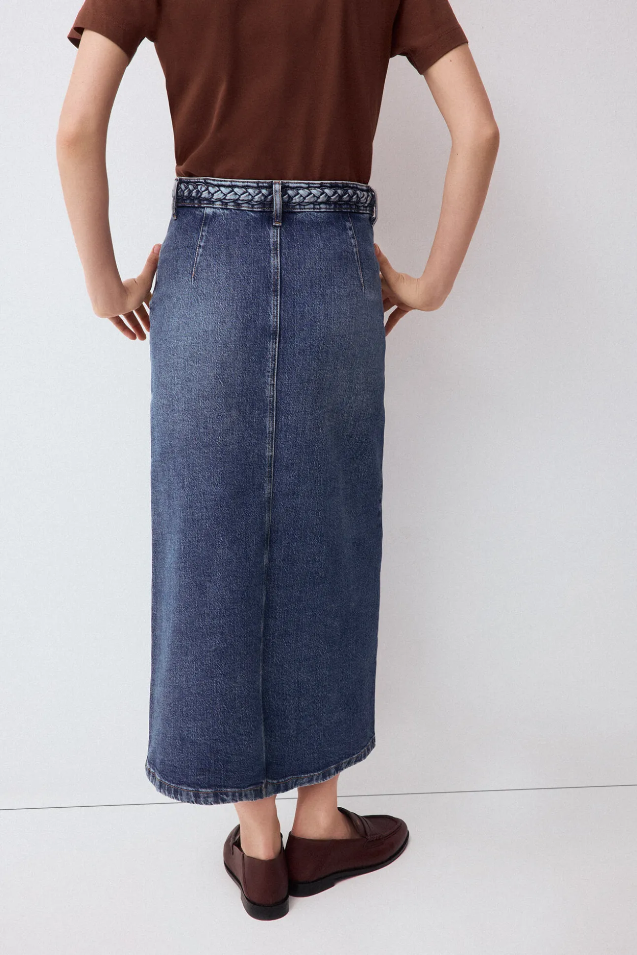 Falda recta tejido denim detalle trenza