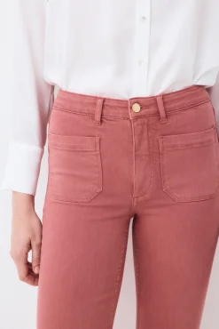 Jeans push up stove pipe