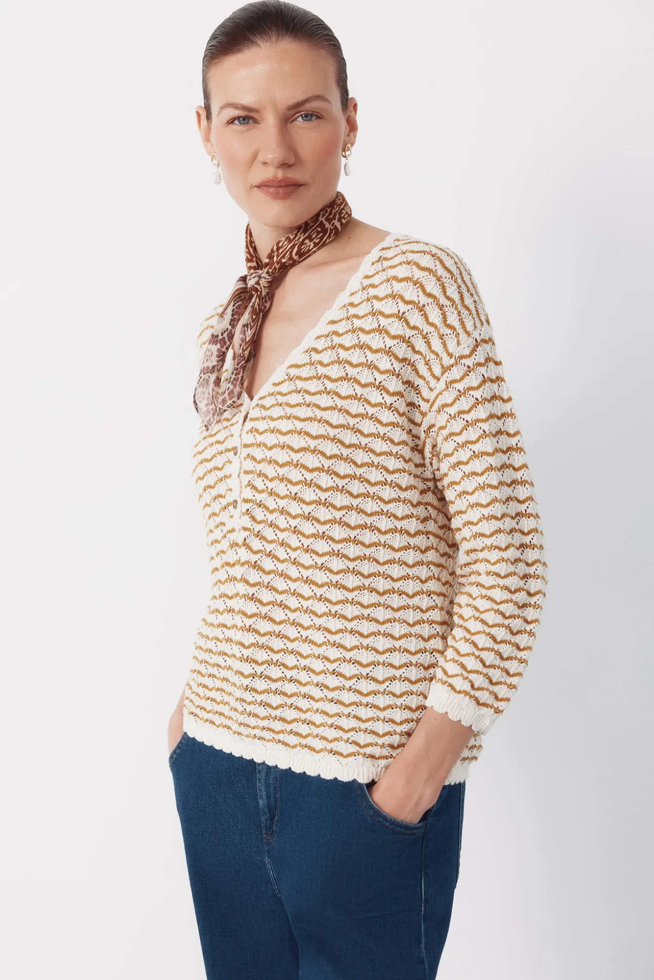 Jersey calados botones