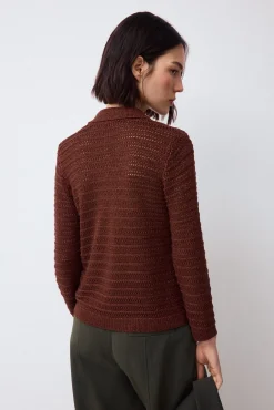 Jersey lurex calados cuello polo
