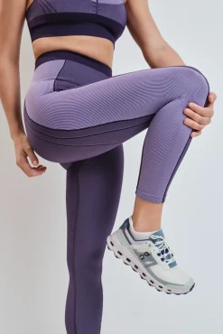 Leggings SEAMLESS COMFORT crop morado