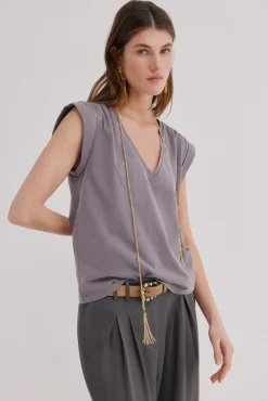 Mabel. Camiseta con solapa