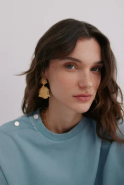 Maddie. Sudadera de cuello subido