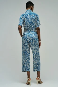Mono con estampado floral