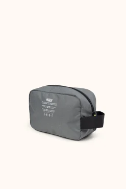 Neceser deportivo reciclado