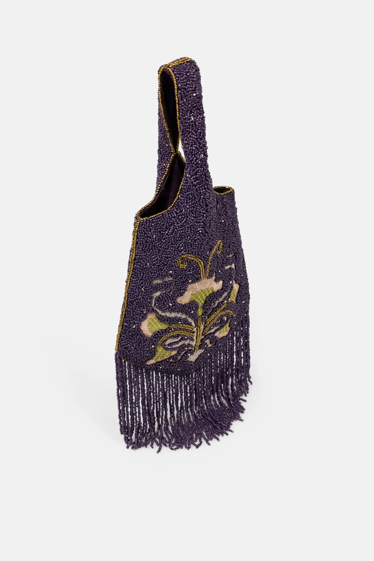 Nerea. Bolso Bordado con flecos