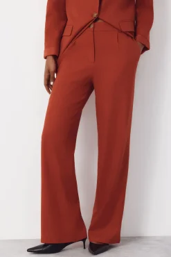 Pantalón ancho con lino