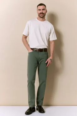 Pantalón 5 bolsillos color slim