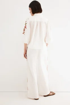 Pantalón bordado