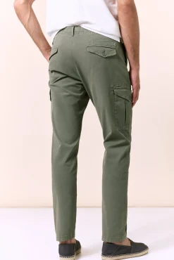 Pantalón cargo slim
