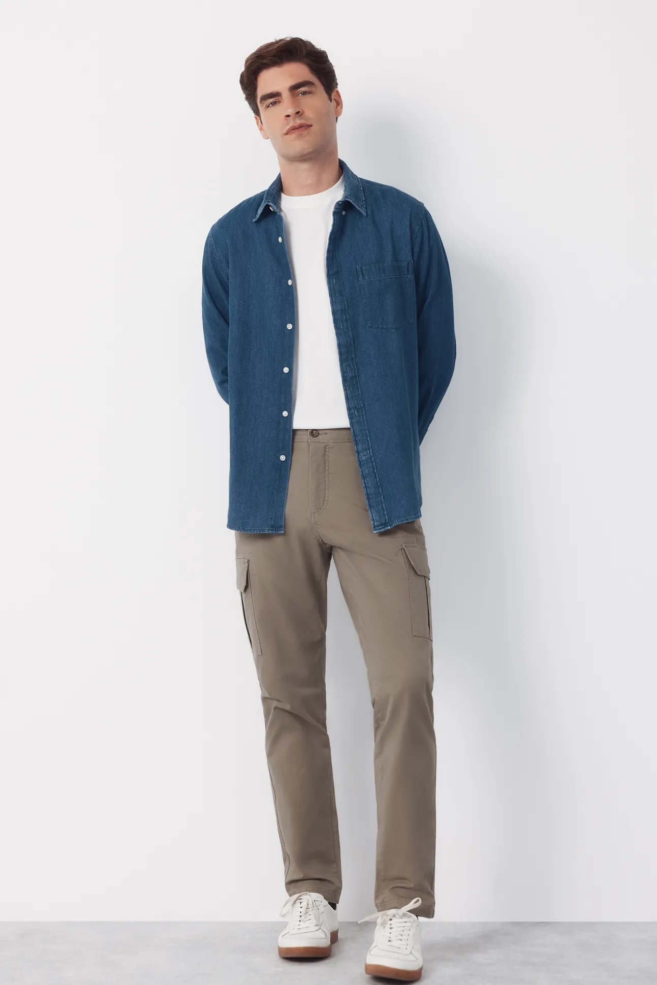 Pantalón cargo tapered