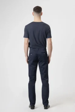 Pantalón chino algodón slim fit