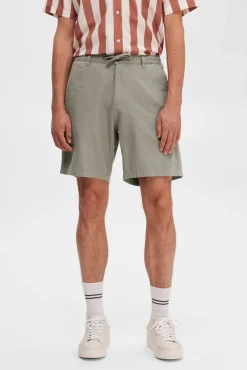 Pantalón chino corto