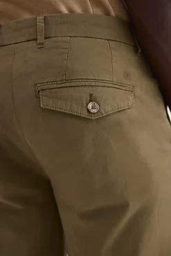 Pantalón chino estructura regular fit
