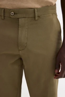 Pantalón chino estructura regular fit