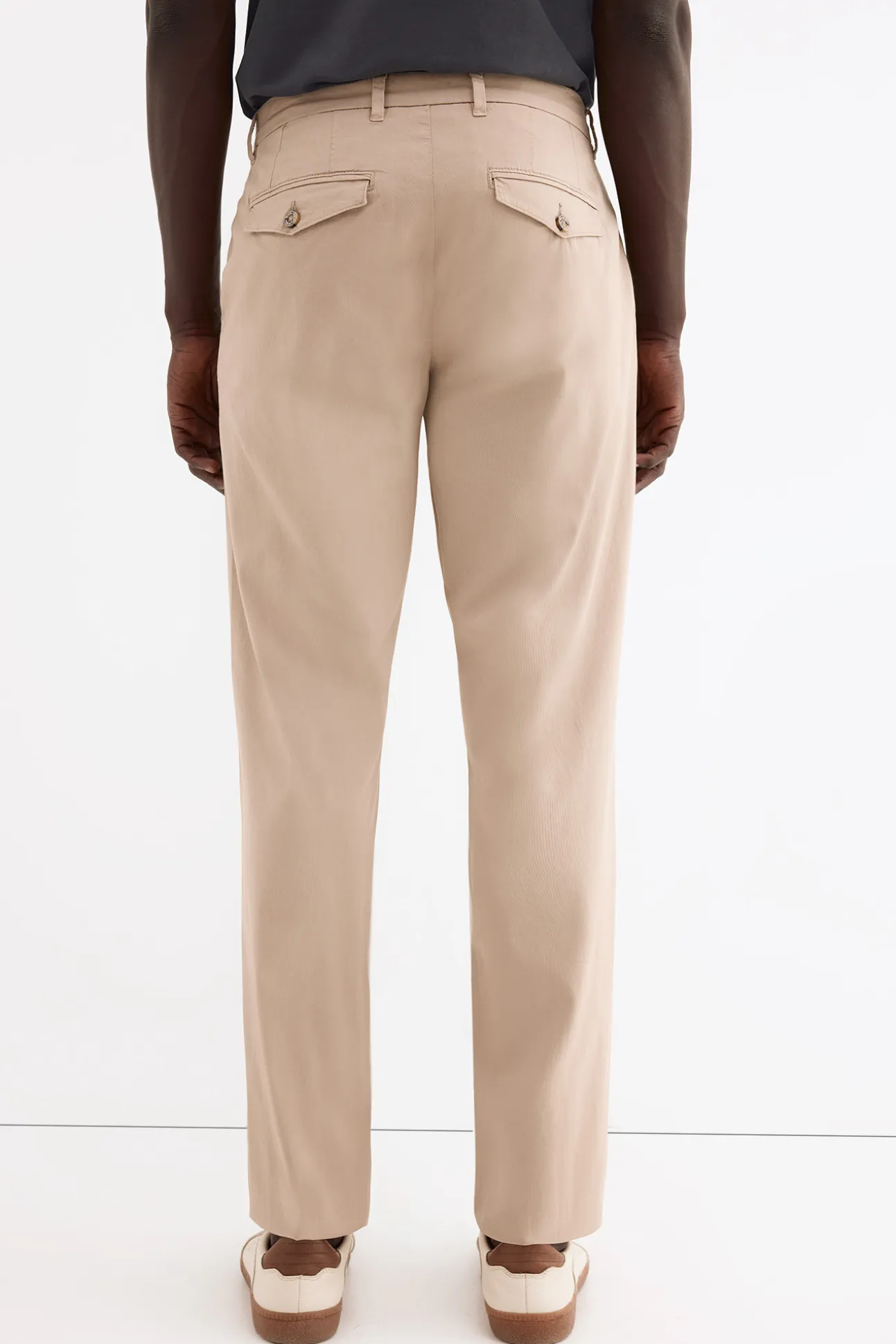 Pantalón chino estructura regular fit