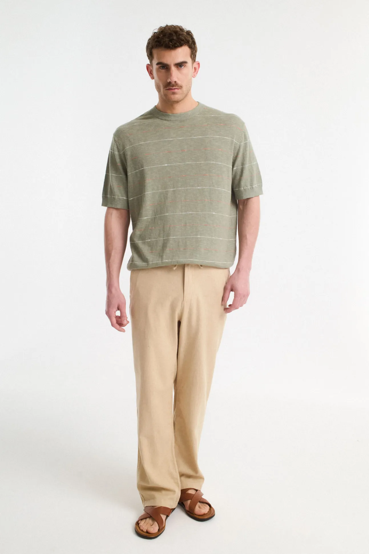 Pantalón chino lino