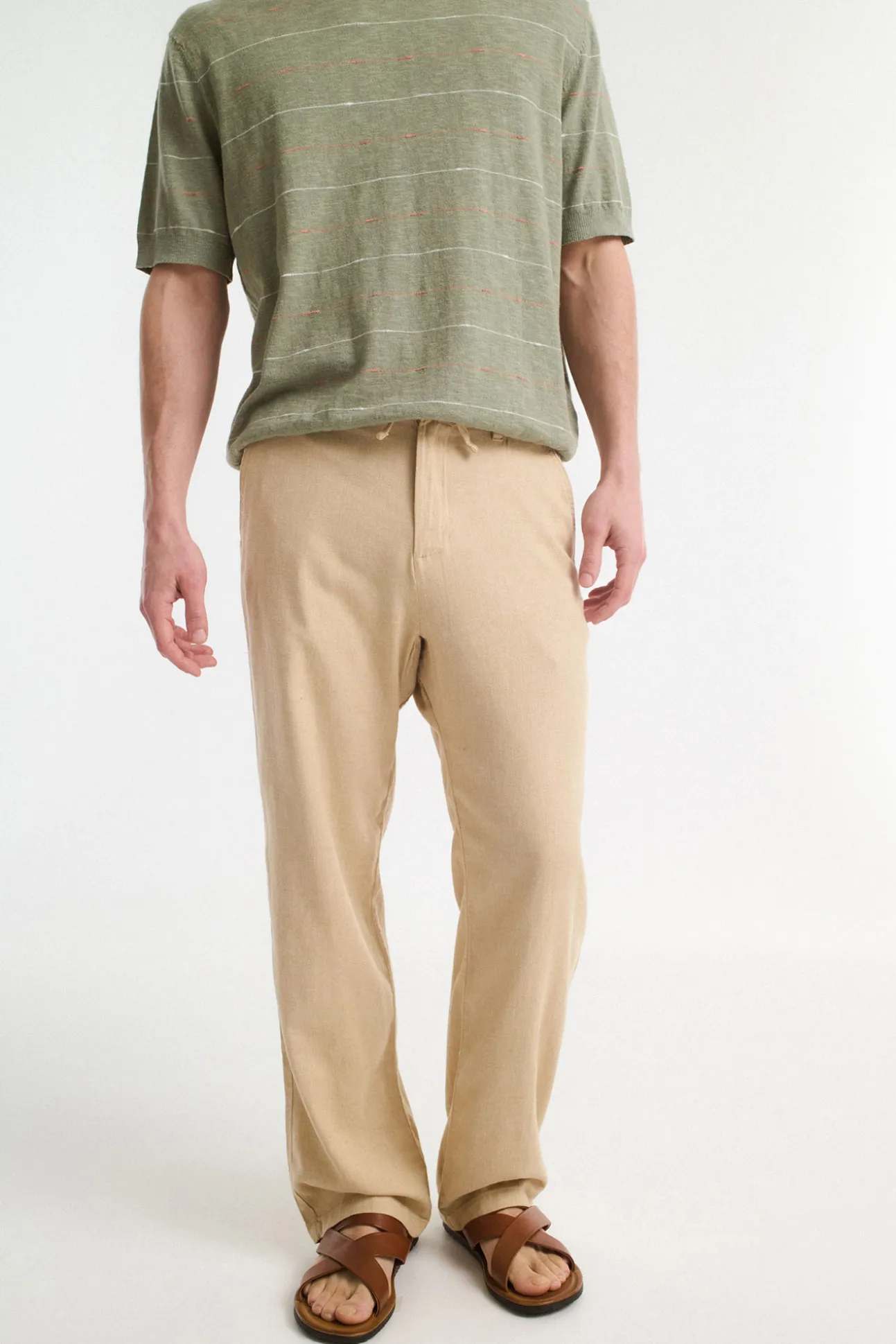 Pantalón chino lino