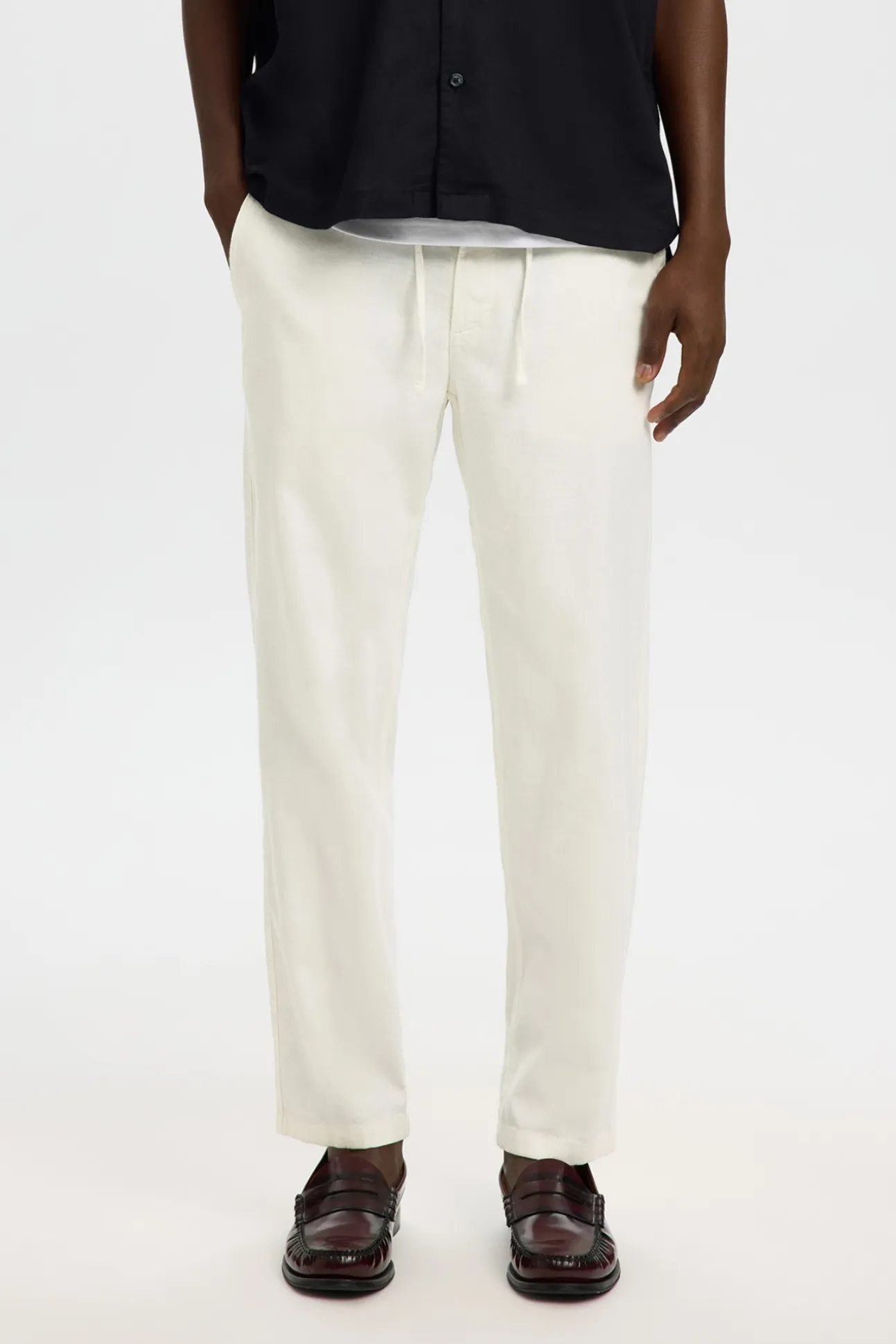 Pantalón chino lino