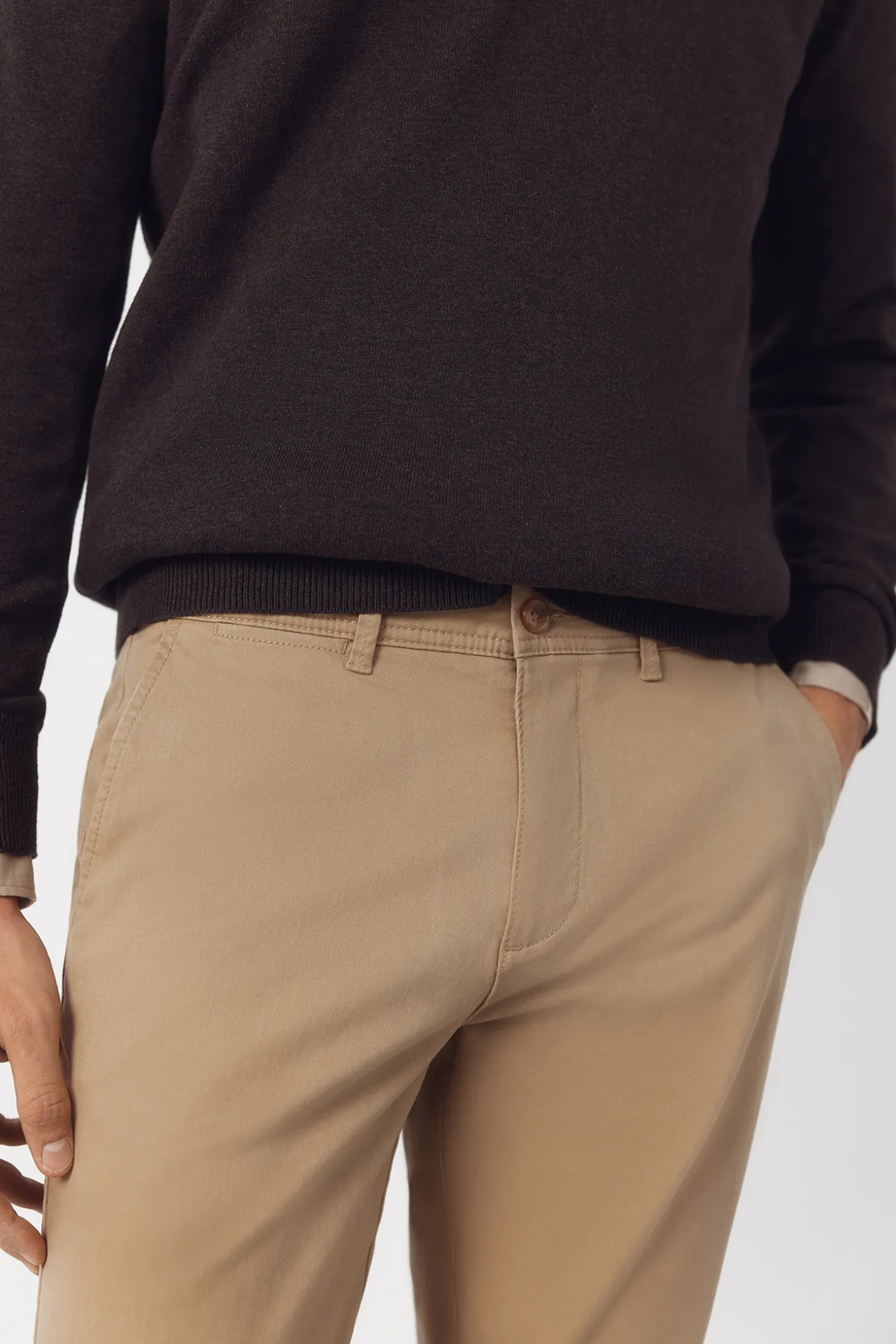 Pantalón chino regular fit