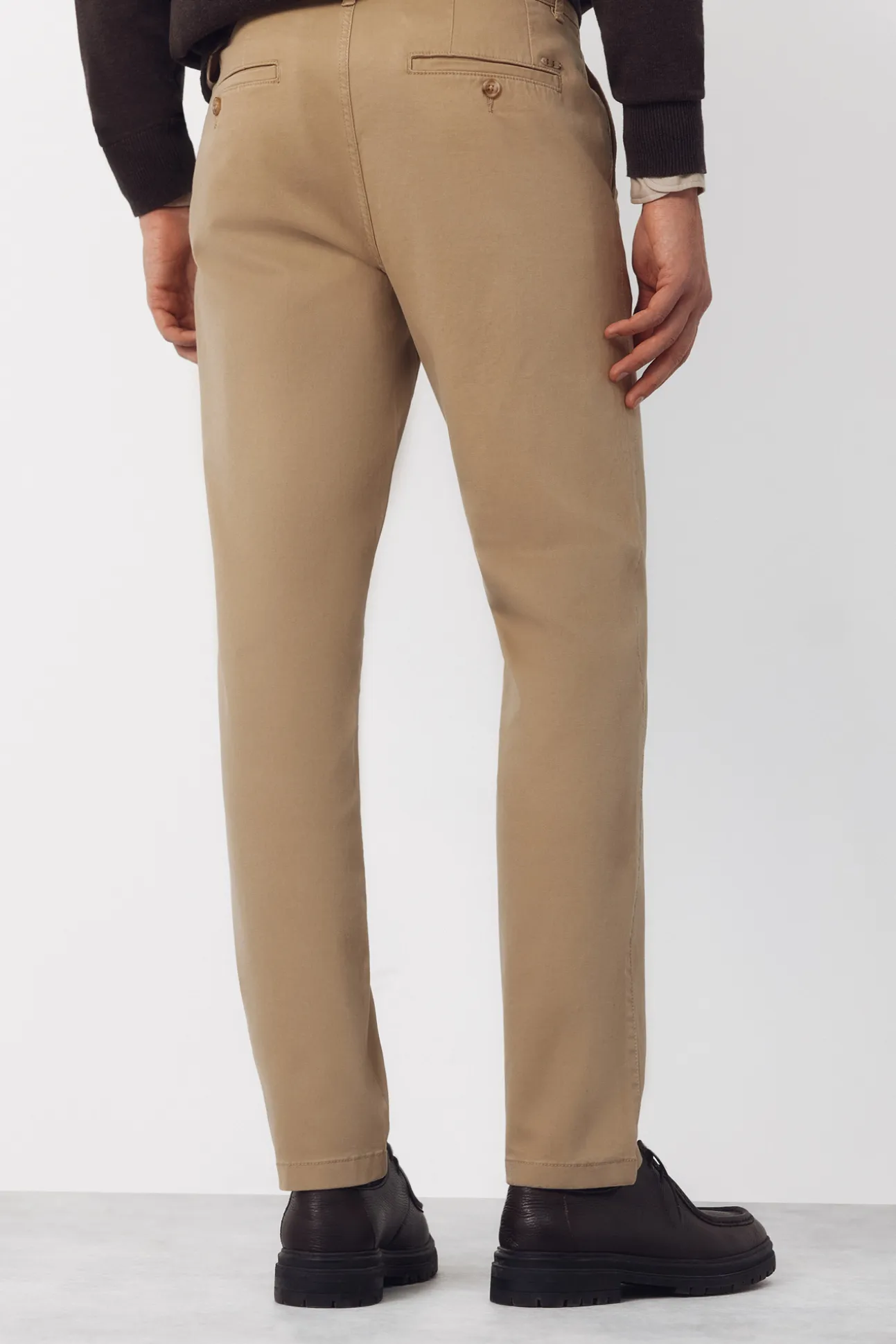 Pantalón chino regular fit
