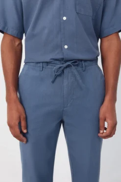 Pantalón con gomas y cordones regular