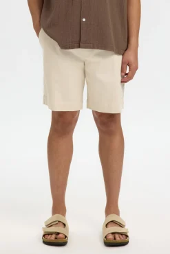 Pantalón corto de con bolsillos laterales