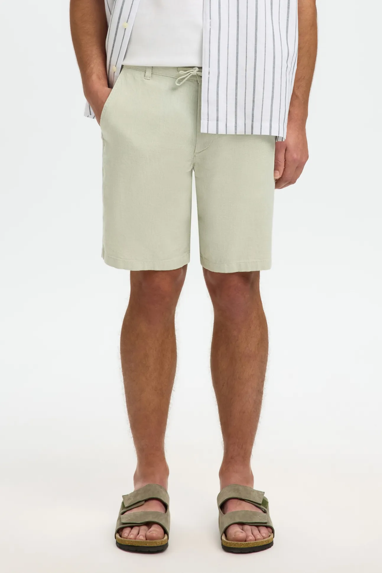 Pantalón corto de lino
