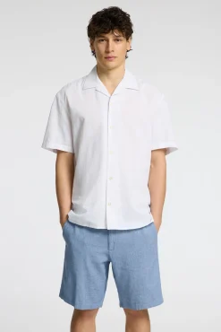 Pantalón corto de lino