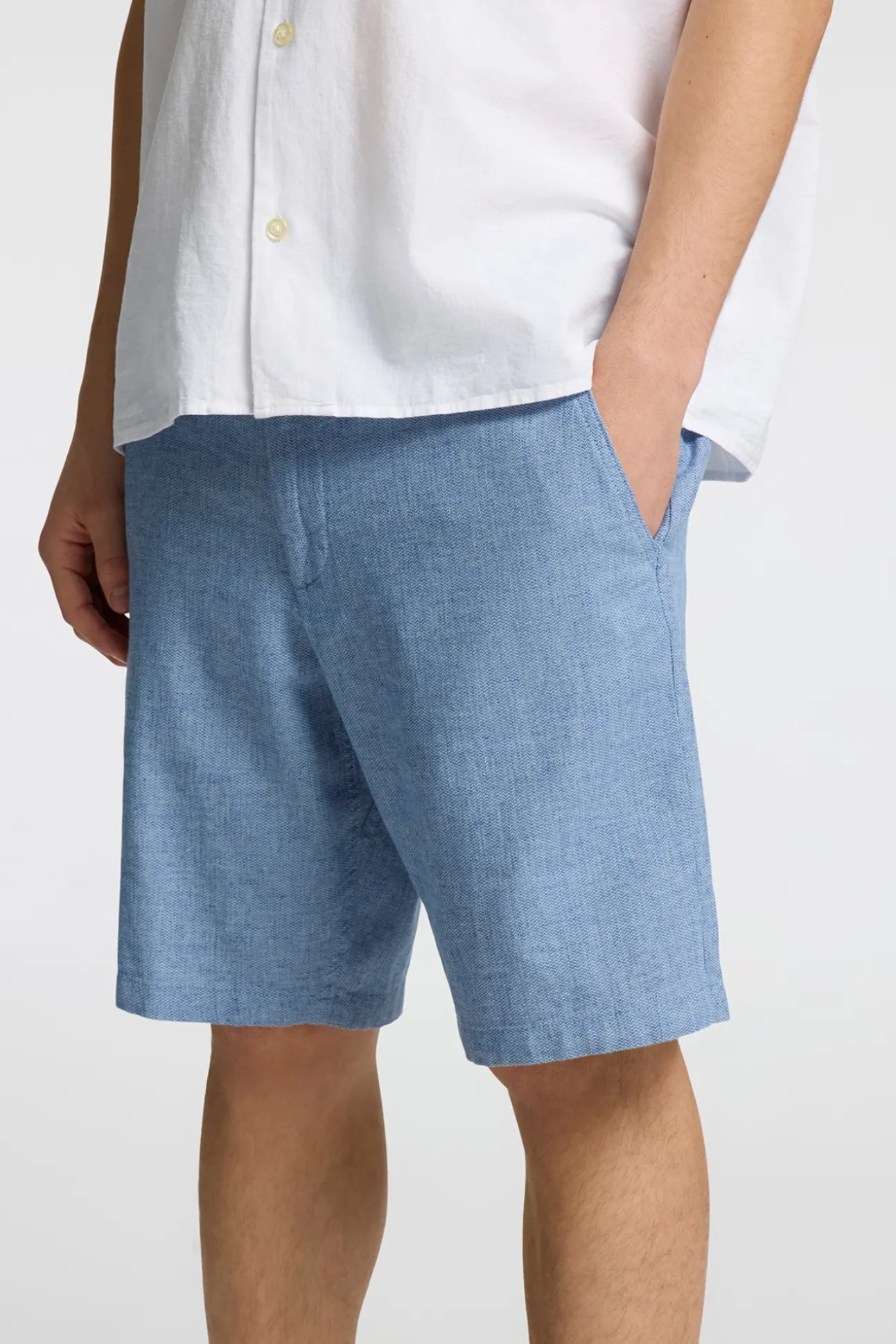 Pantalón corto de lino