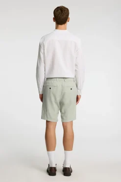 Pantalón corto de lino
