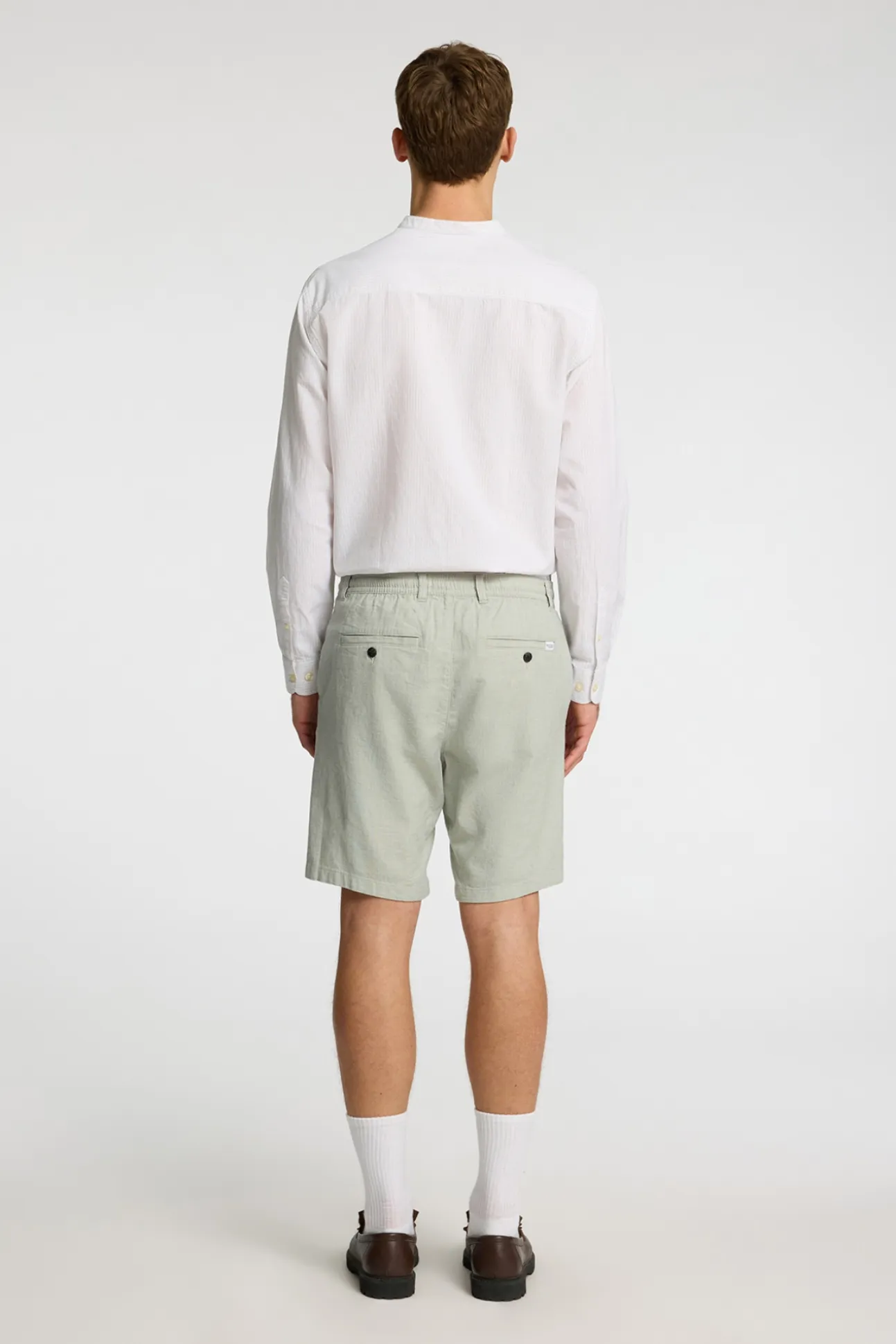 Pantalón corto de lino