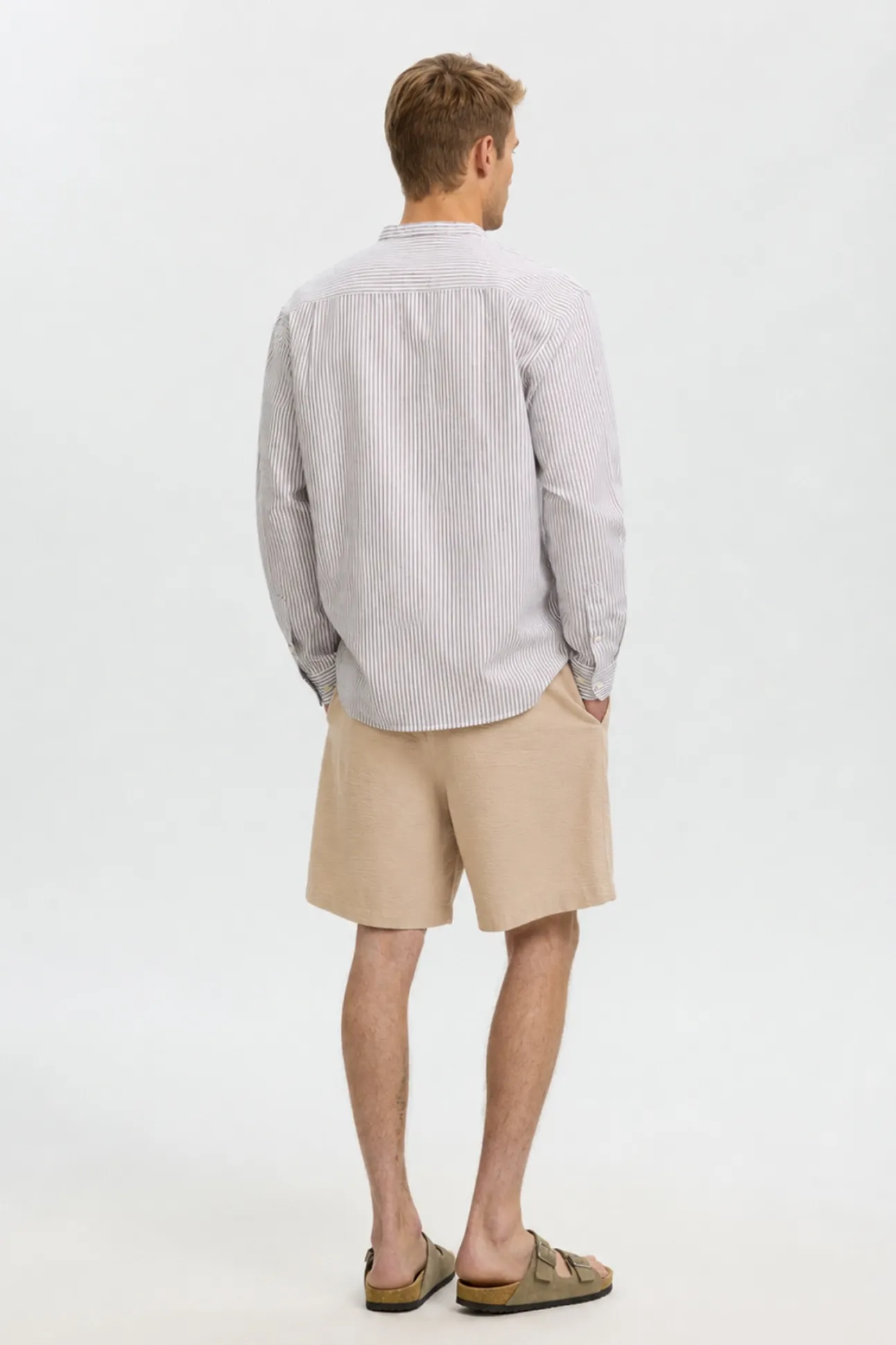 Pantalón corto tejido estructura