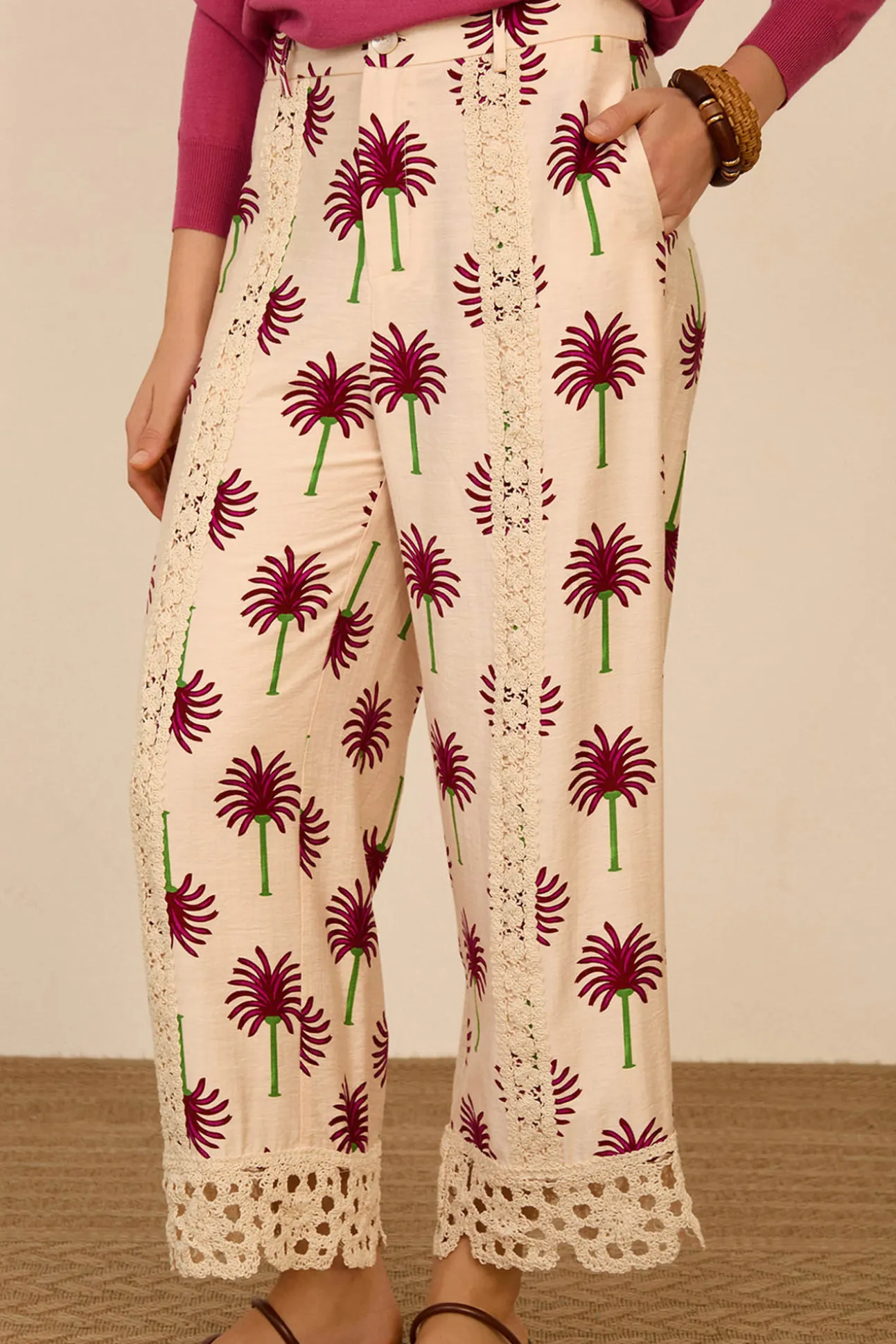 Pantalón cropped estampado